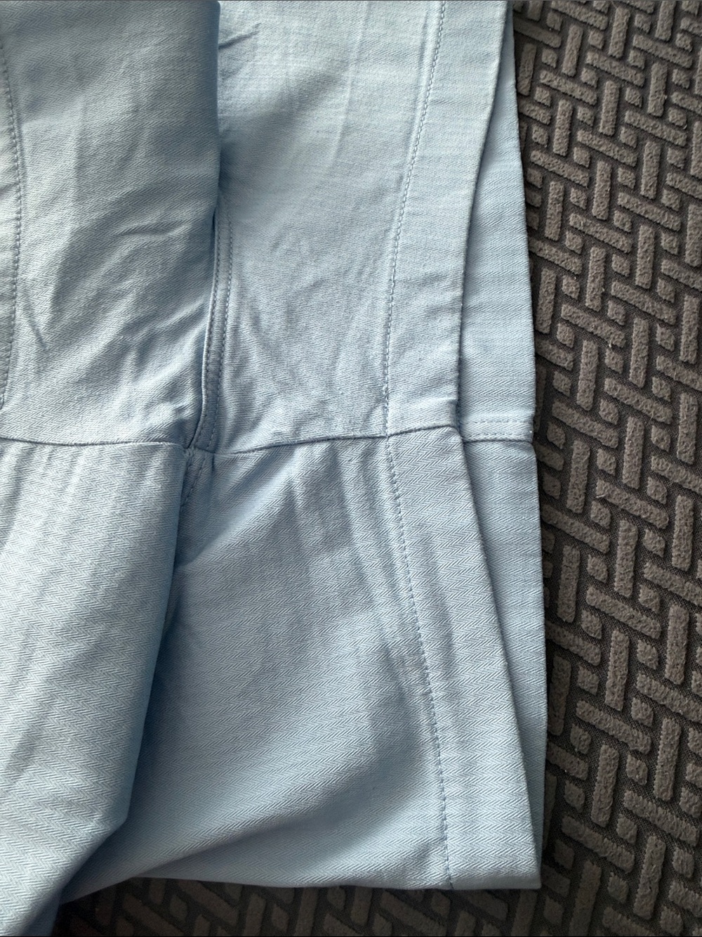 Vineyard Vines Light Blue Women's Flat Front Shorts - Picture 6 of 6